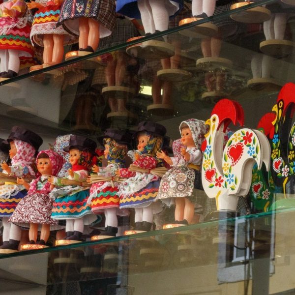 Crește numărul rezidenților străini în Portugalia. Câți români s-au stabilit